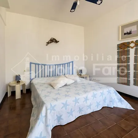 10 Centro - Sulla Piazzetta Di Porto Faro Villa